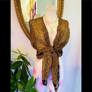 Vintage Rima Leopard Print Button Down Scarf Top